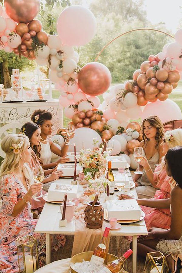 How To Create An Insta-Worthy Hen Do Tablescape